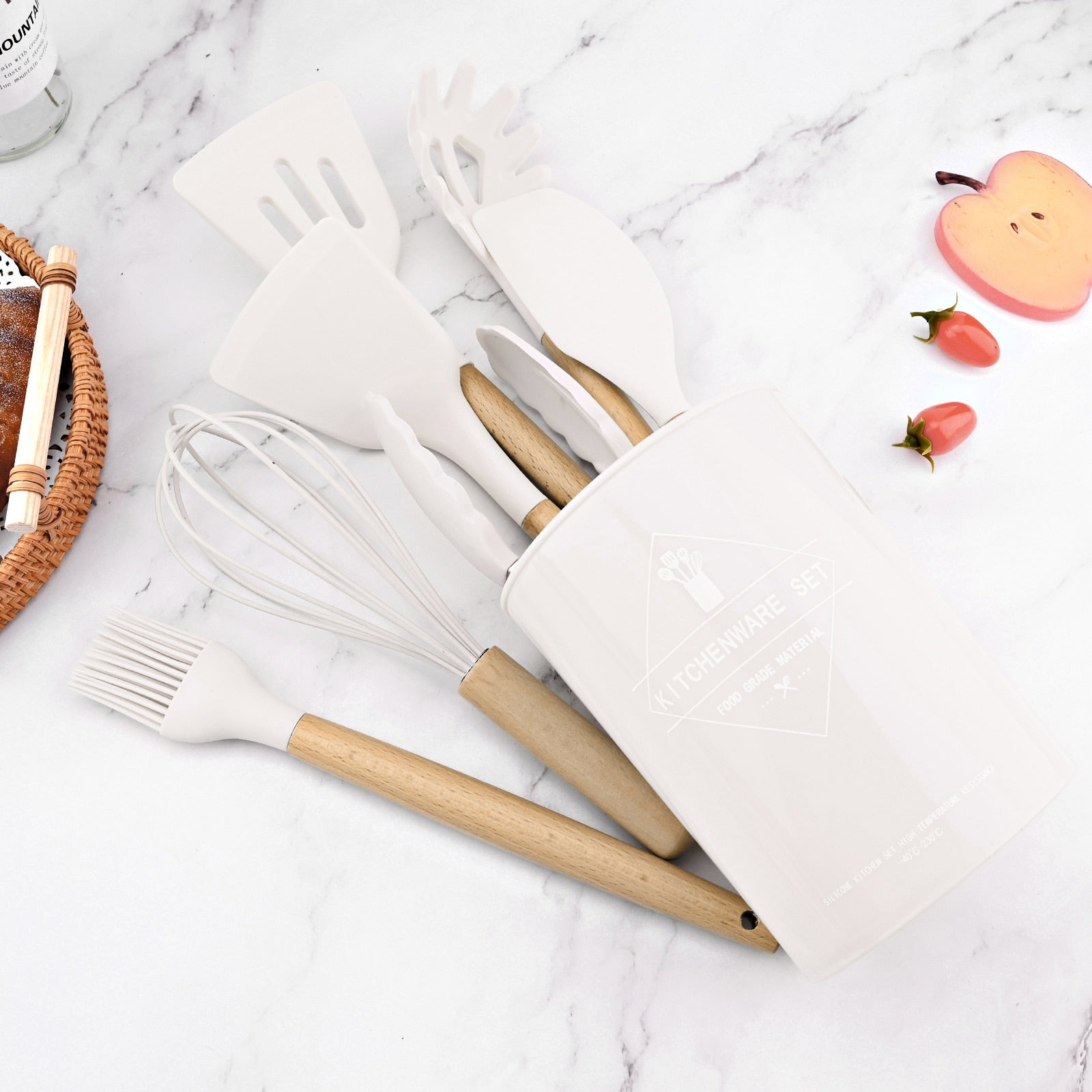basic-kitchen-utensil-setkitchenliving-simply-house-933737