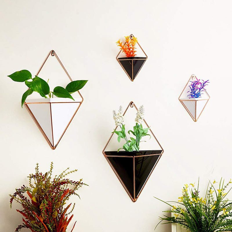 diamond-wall-planterplantersliving-simply-house-964174