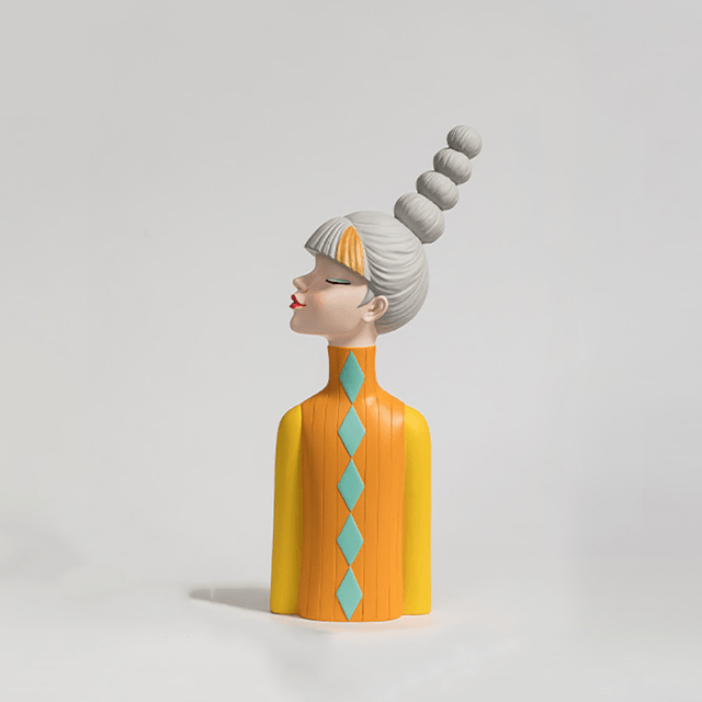 gorgeous-girl-statueornamentalliving-simply-house-978135 Ornamental Gorgeous Girl Statue - Living Simply House