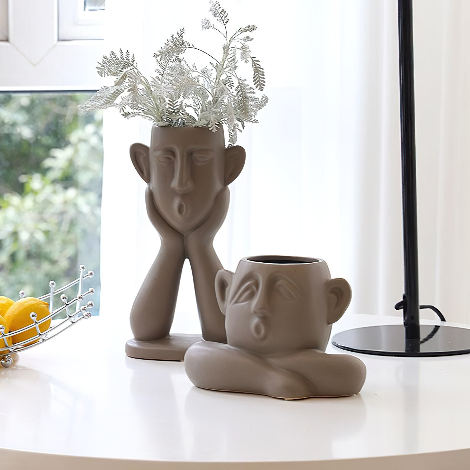 sleepy-face-vasesornamentalliving-simply-house-458183